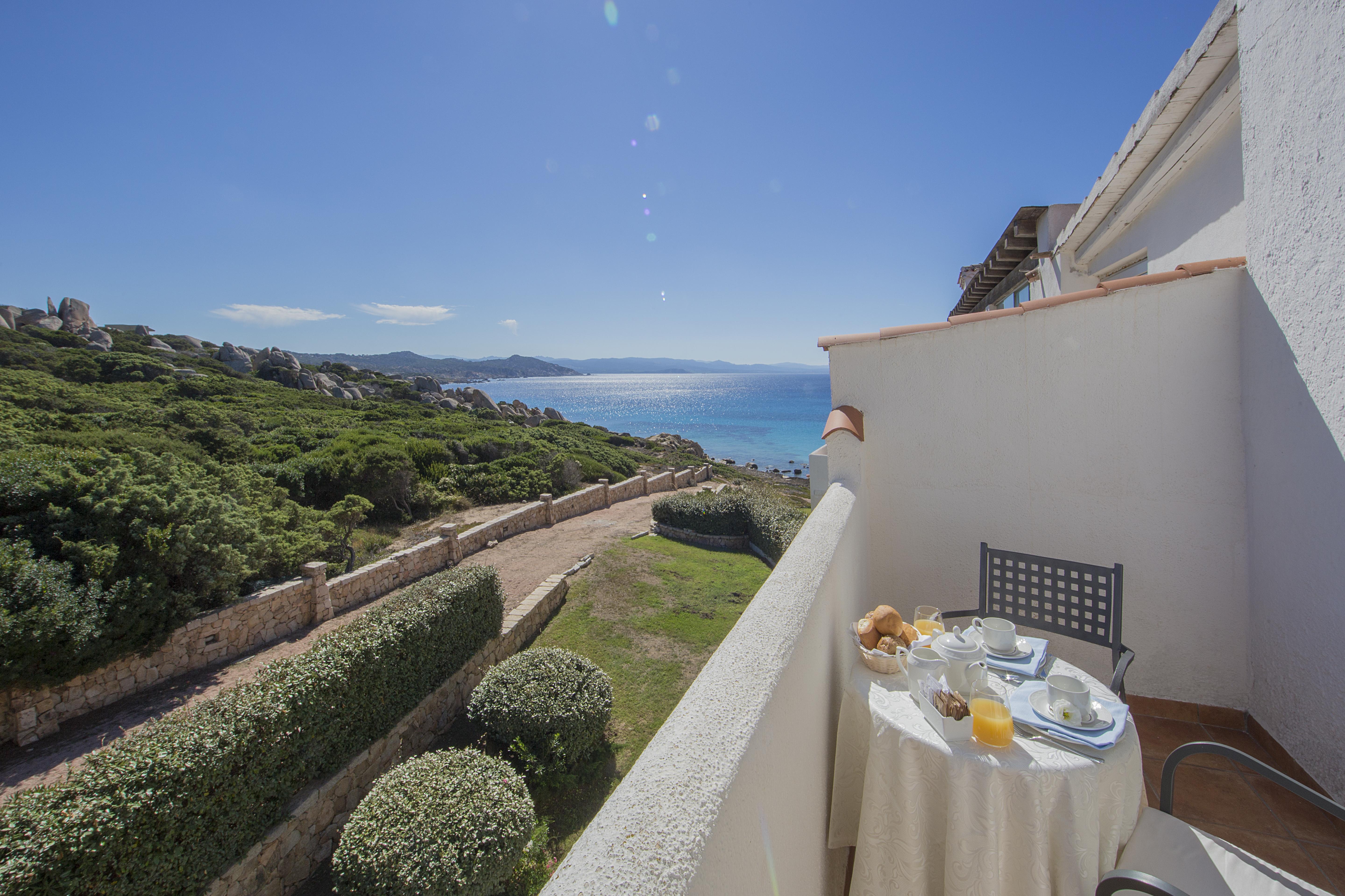 Colonna Grand Hotel Capo Testa Santa Teresa di Gallura Esterno foto