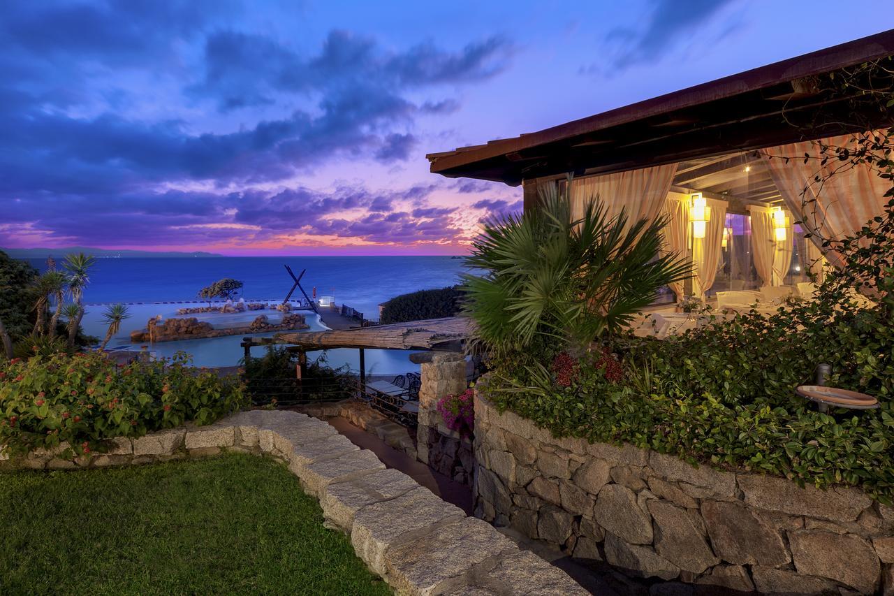 Colonna Grand Hotel Capo Testa Santa Teresa di Gallura Esterno foto